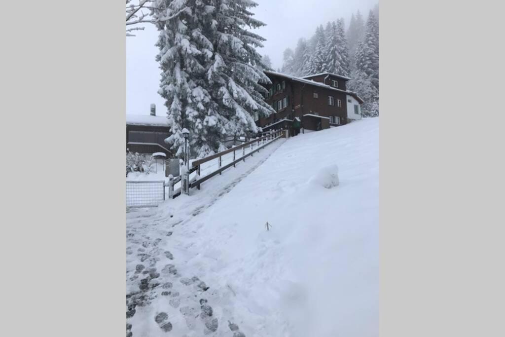 Chalet Sonnenheim Mit Atemberaubender Aussicht Adelboden Exteriör bild